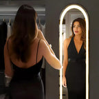 Specchio LED nero a figura intera, ad arco/rettangolare 60"×16", per 1 persona, da terra o da parete