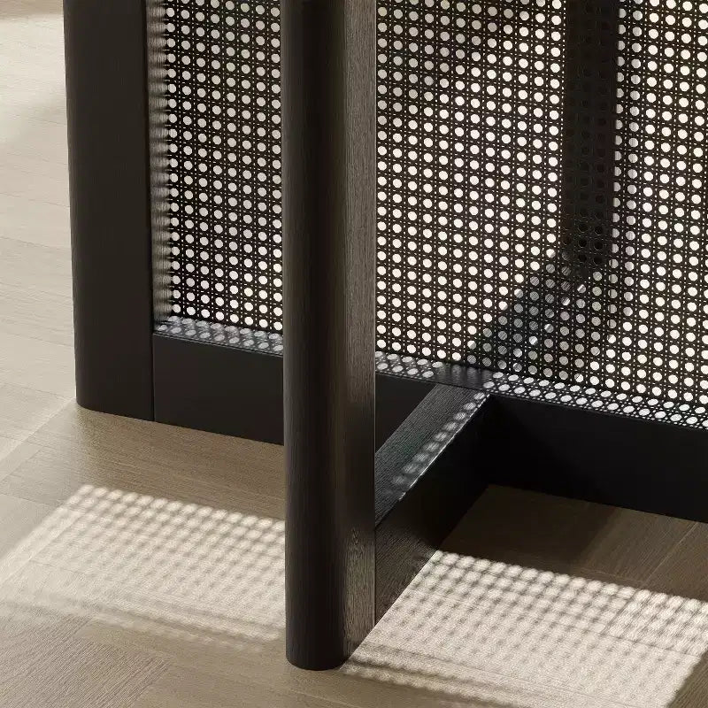Tavolo da pranzo rotondo nero con gambe in rattan, 8 posti a sedere