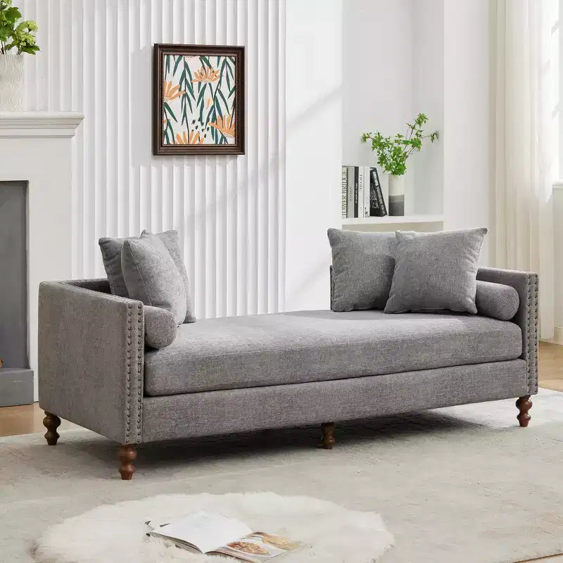 Chaise longue in ciniglia beige/grigio/tortora con bordo borchiato, 2 posti